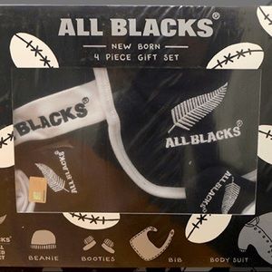 All Blacks Rugby Newborn Gift Set